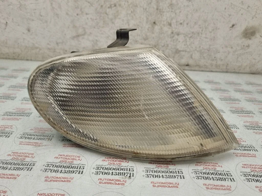 Front indicator light 7M0953042H