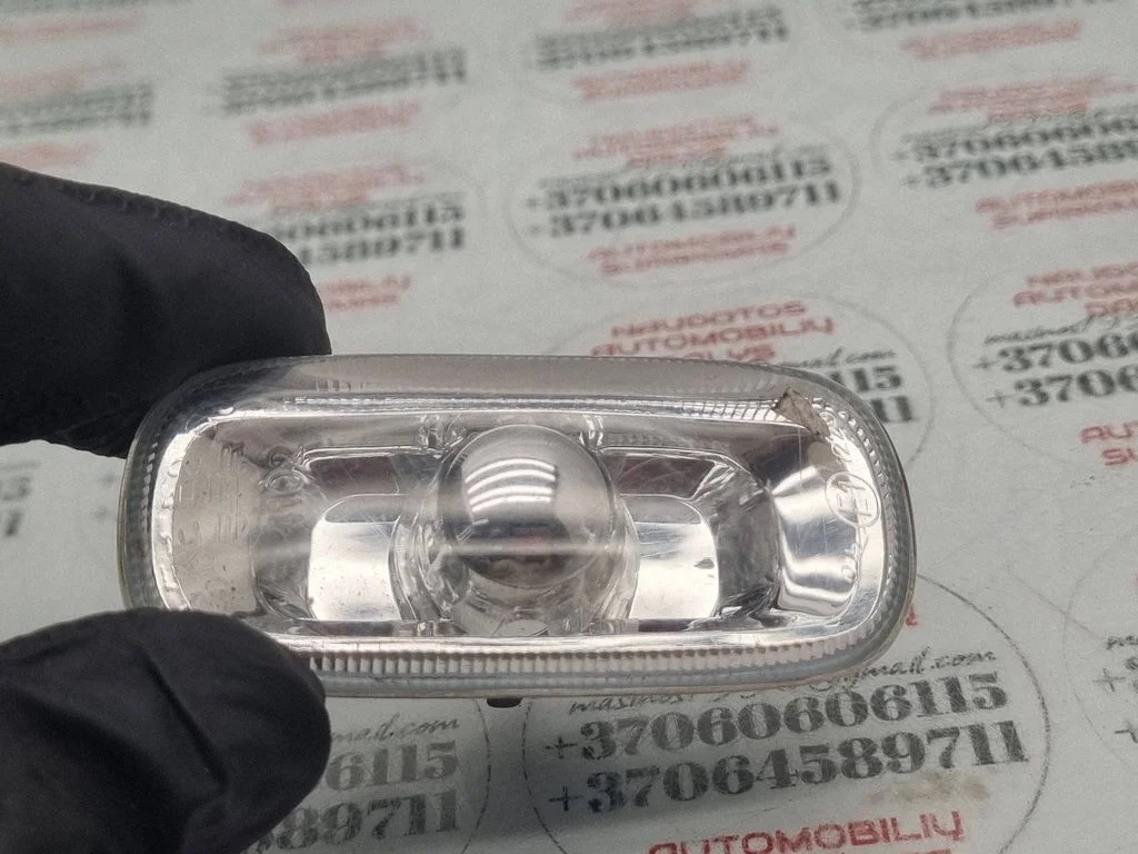 Front fender indicator light – Audi A3 S3 8L (1996-2003)