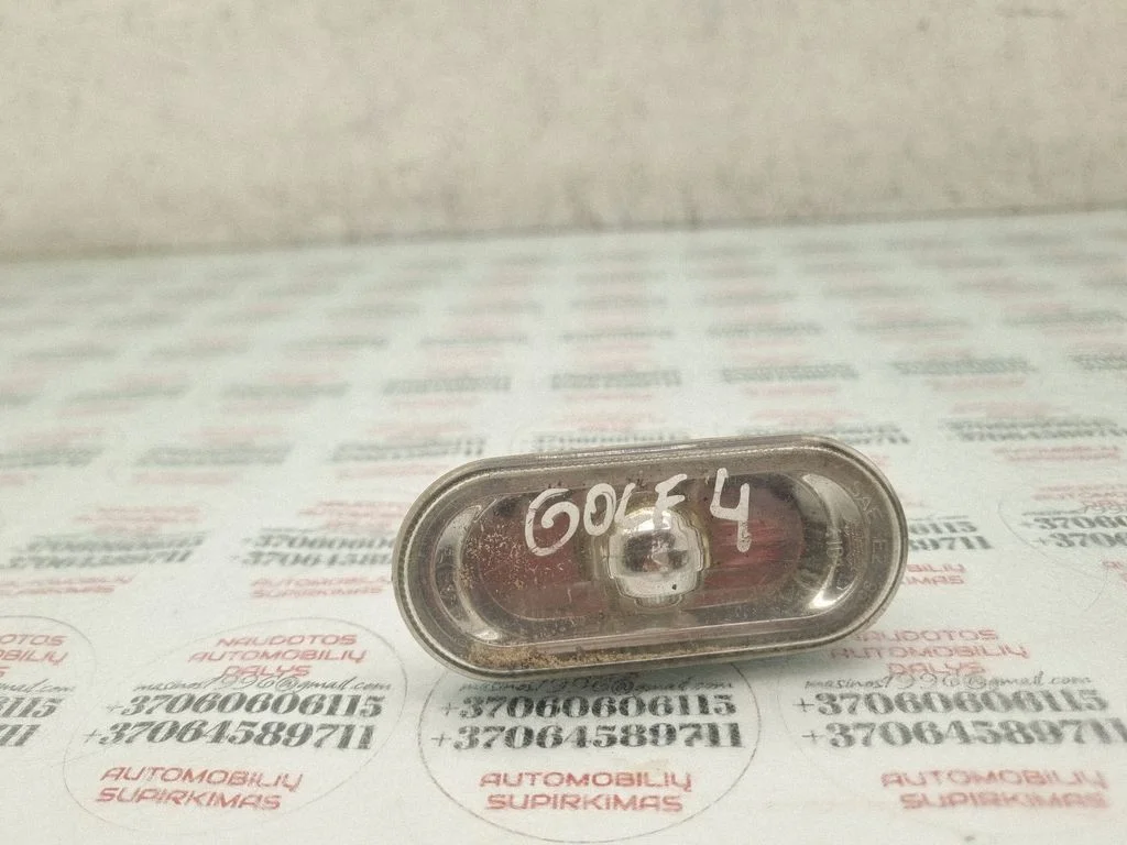 Front fender indicator light 1J0949117