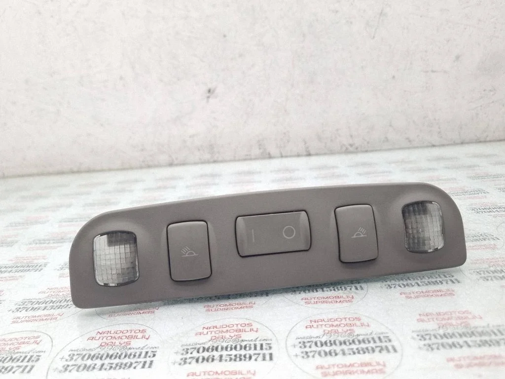 Rear seat light – Audi A3 S3 8L (1996-2003)