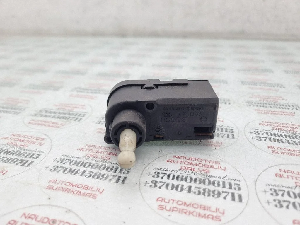 Headlight level adjustment motor 1J0941295A