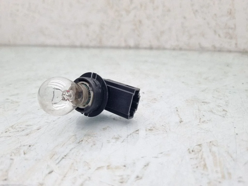 Rear tail light bulb – Volkswagen Passat B6 (2005-2010)