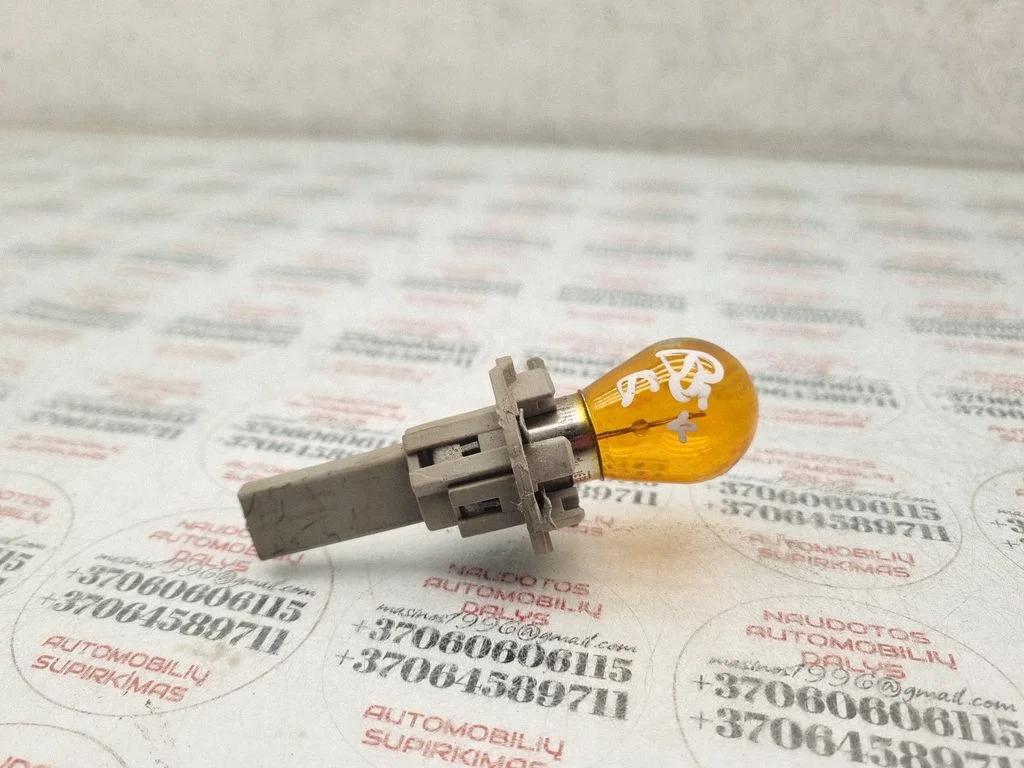 Rear tail light bulb – Volkswagen Passat B5.5 (2001-2005)