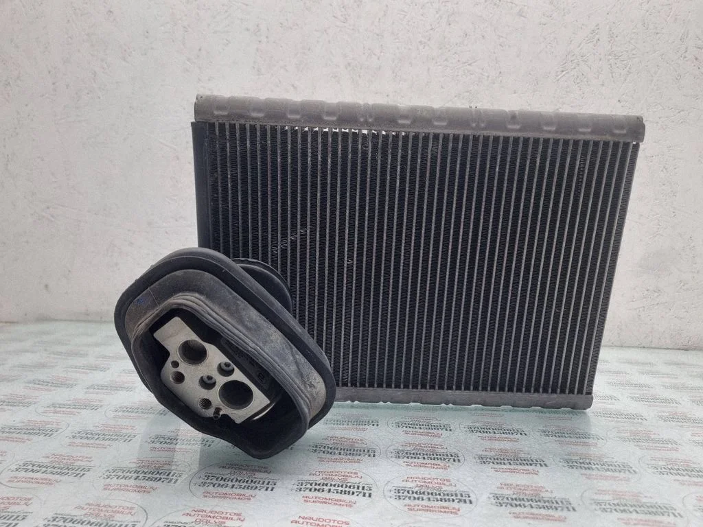 Parownik klimatyzacji – Audi A4 Allroad B8 (2008-2016)