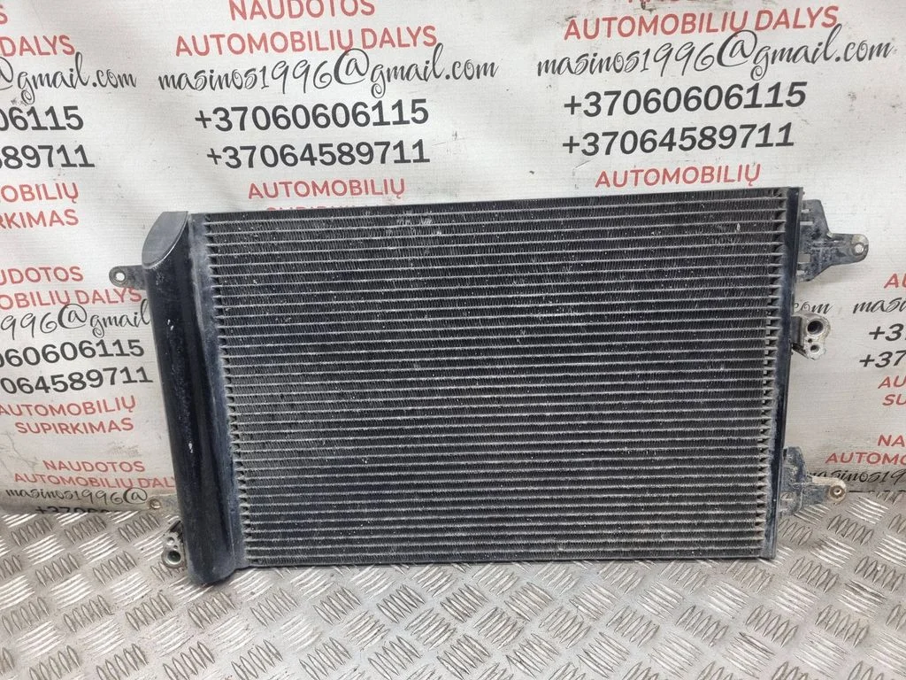 Skraplacz klimatyzacji 7M3820411