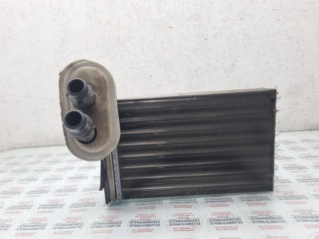 Salongi küttekeha radiaator 1J1819031A