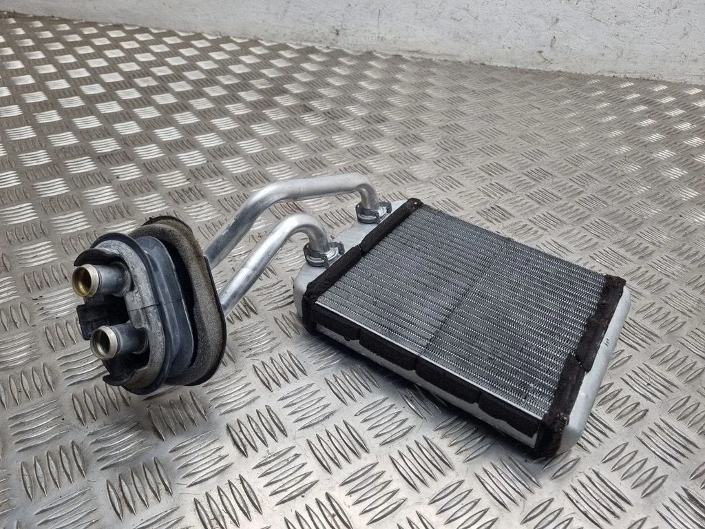 Heater blower radiator 7H1819121