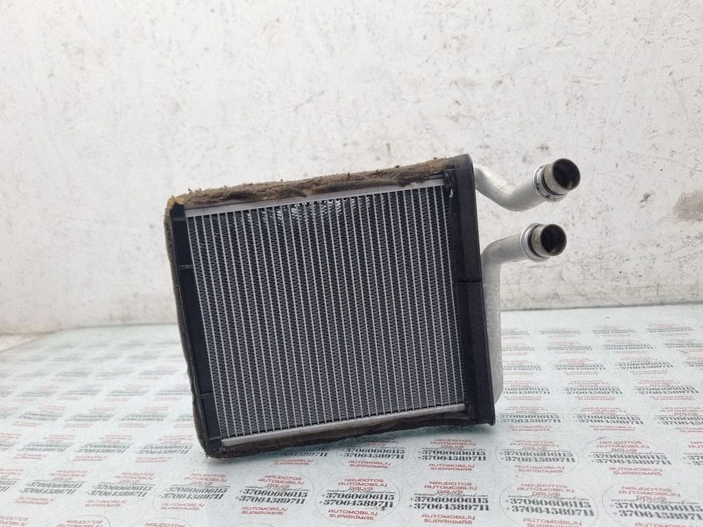 Salongi küttekeha radiaator 3C0819031ND