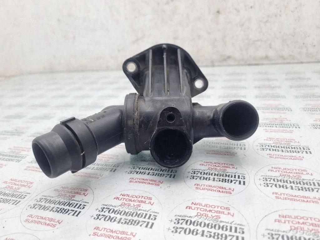 Thermostat/thermostat housing 06D121111G