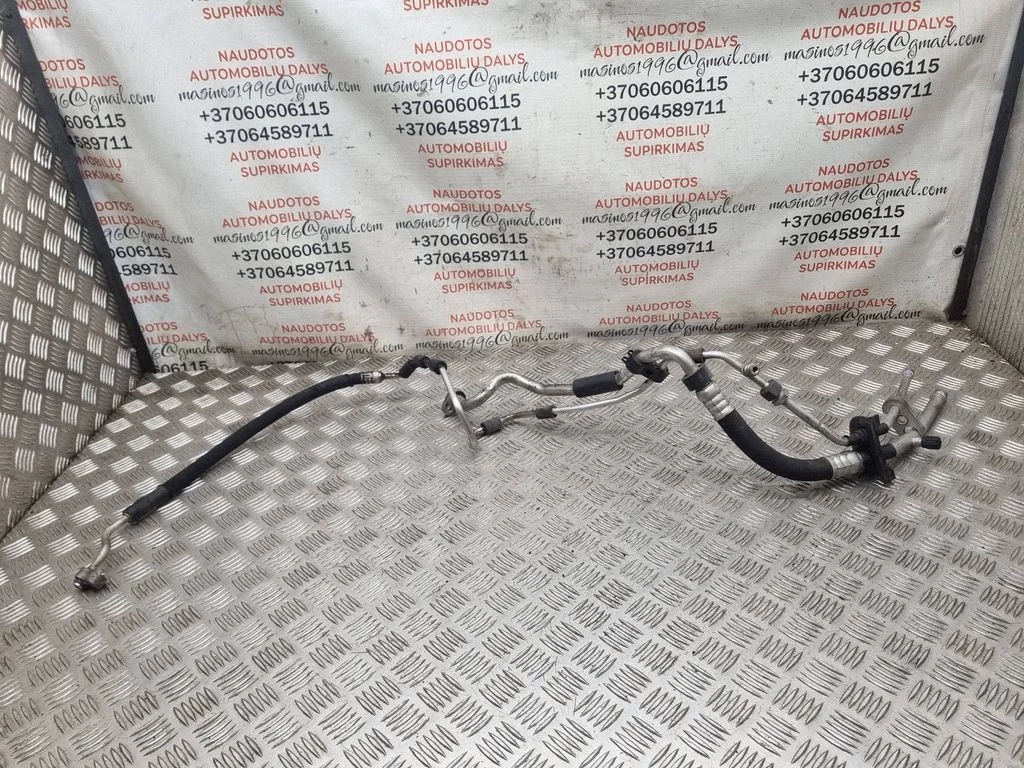 Przewody klimatyzacji 8E1260712L