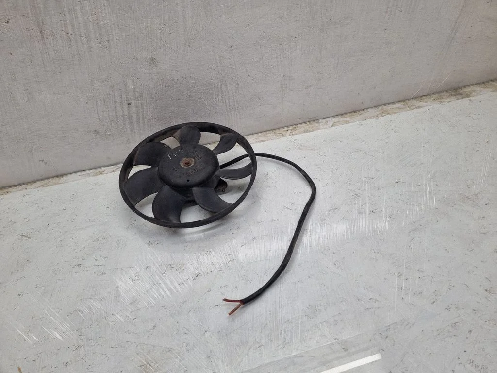 Air conditioning (A/C) fan (condenser) – Volkswagen Passat B5 (1997-2000)