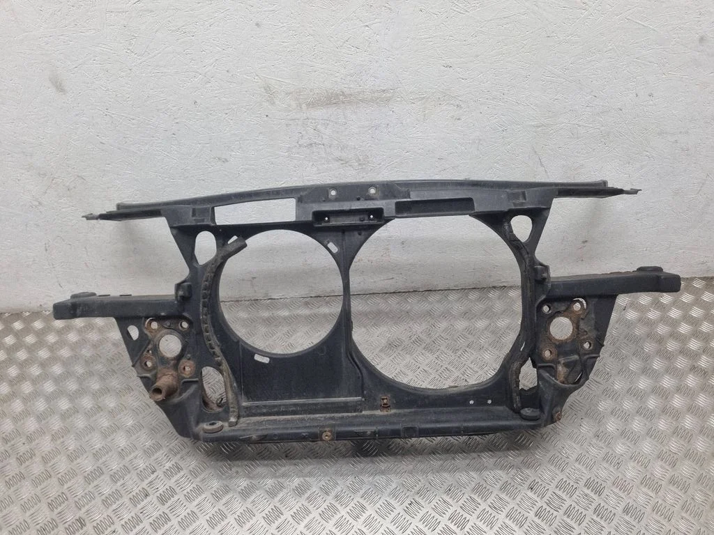 Radiatoru panelis 8A0010126A