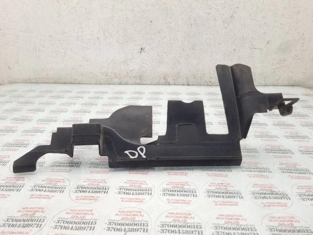 Intercooler air guide/duct channel 1K0121284E