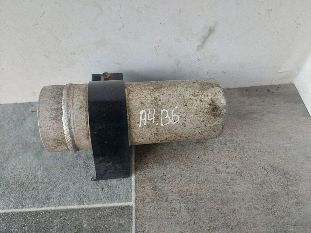 Kliimaseadme kuivati – Audi A4 S4 B6 8E 8H (2001-2005)