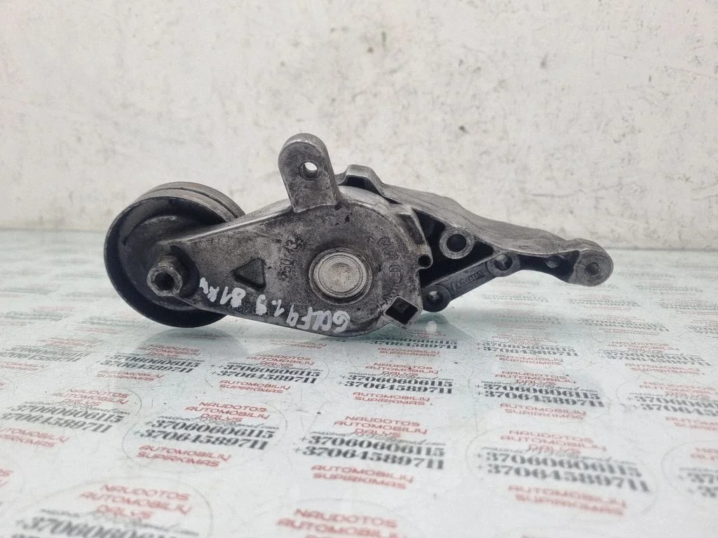 Generator/alternator belt tensioner – Volkswagen Golf IV (1998-2005)