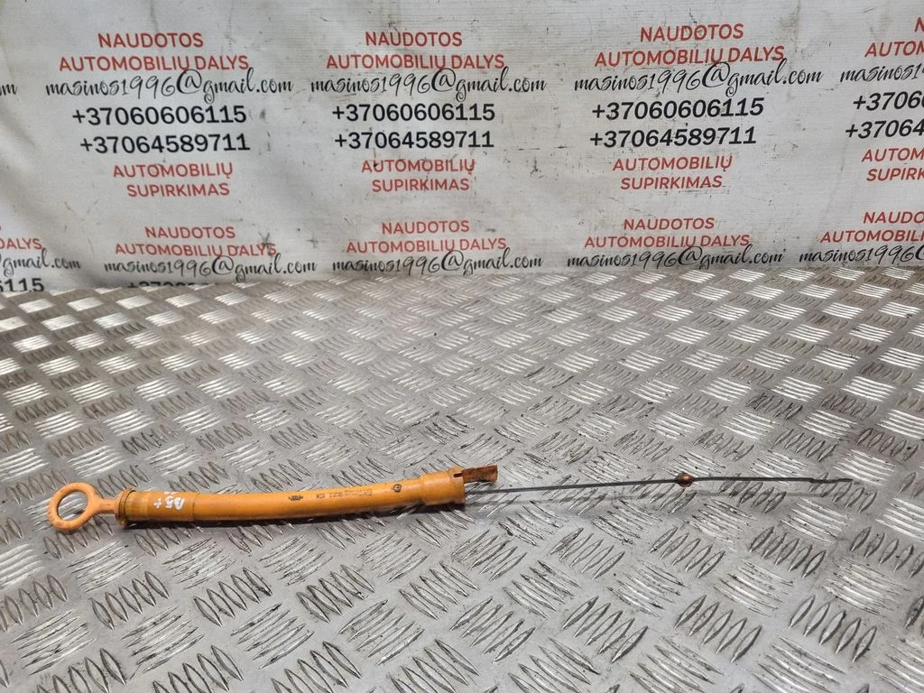 Oil level dip stick – Volkswagen Passat B5.5 (2001-2005)