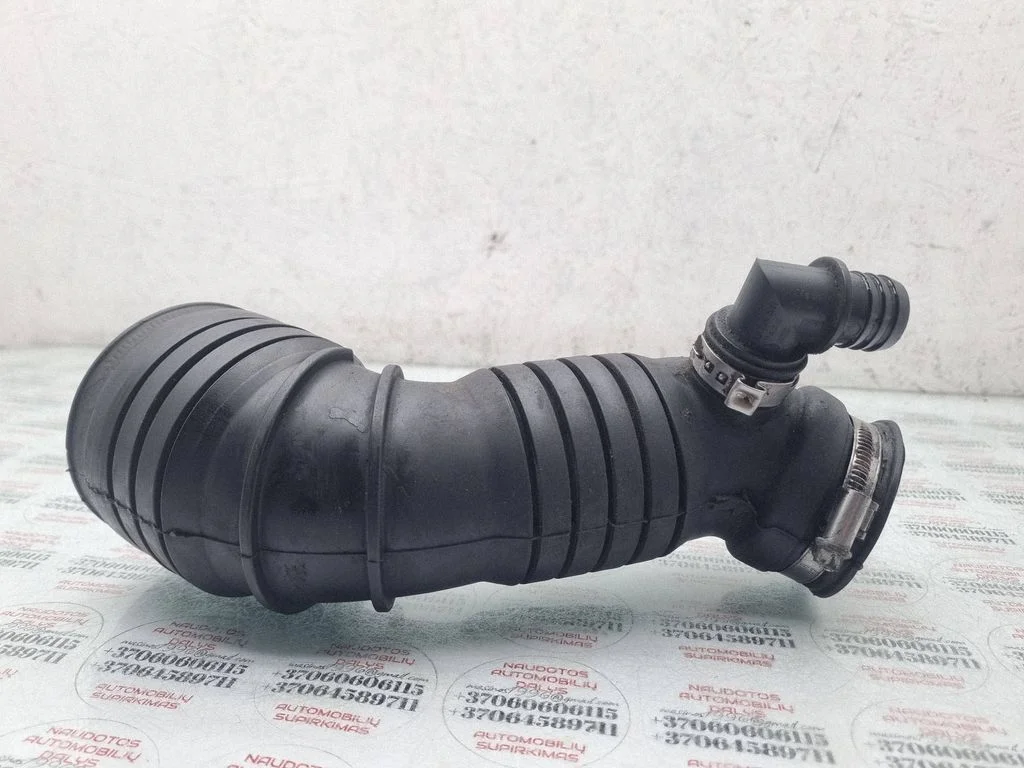 Turbo air intake inlet pipe/hose – Audi A4 S4 B6 8E 8H (2001-2005)
