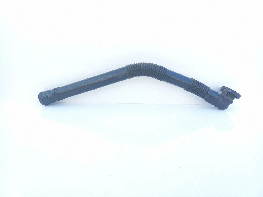 Breather hose/pipe – Skoda Octavia Mk3 (5E) (2013-2019)