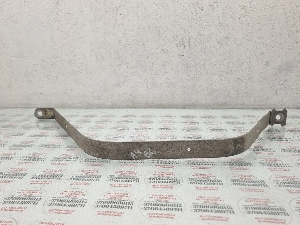 Kütusepaagi kinnitusklamber (-klambrid) – Audi A4 S4 B6 8E 8H (2001-2005)