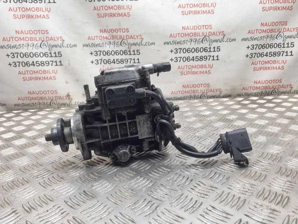 Fuel injection high pressure pump 038130107D