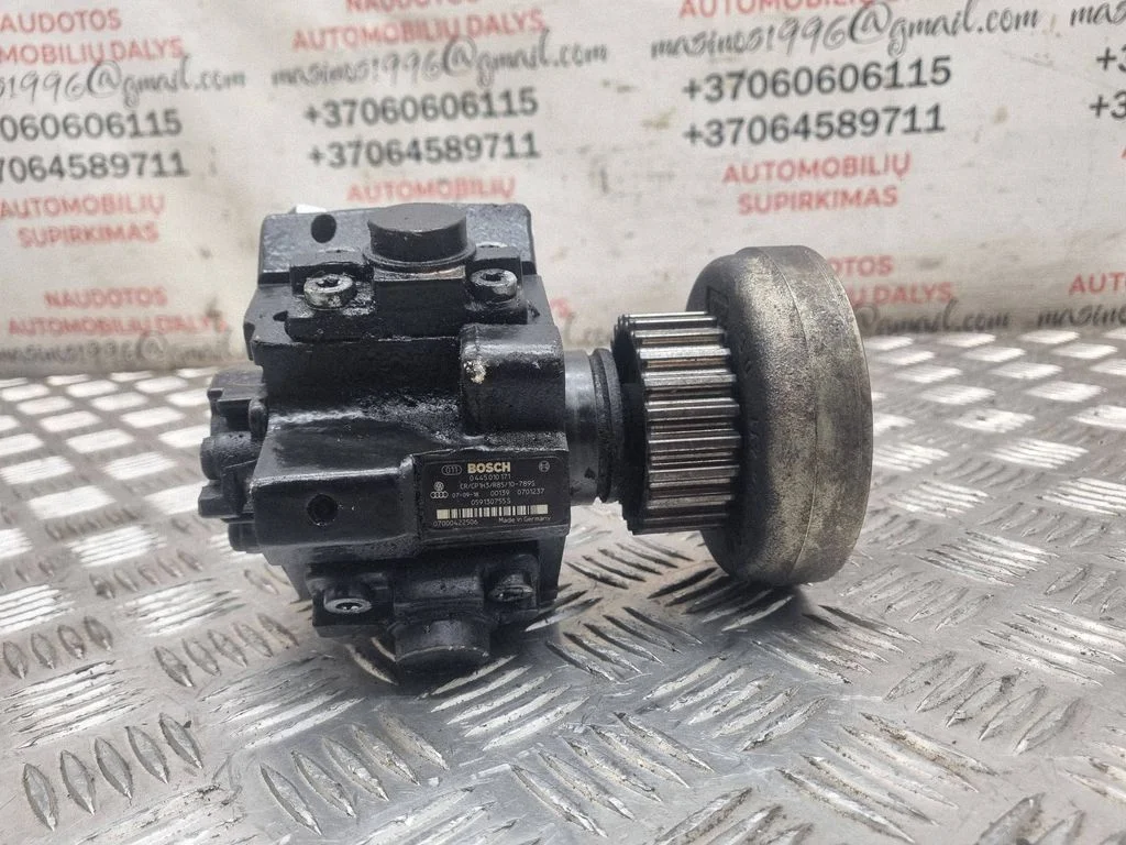 Fuel injection high pressure pump 059130755S