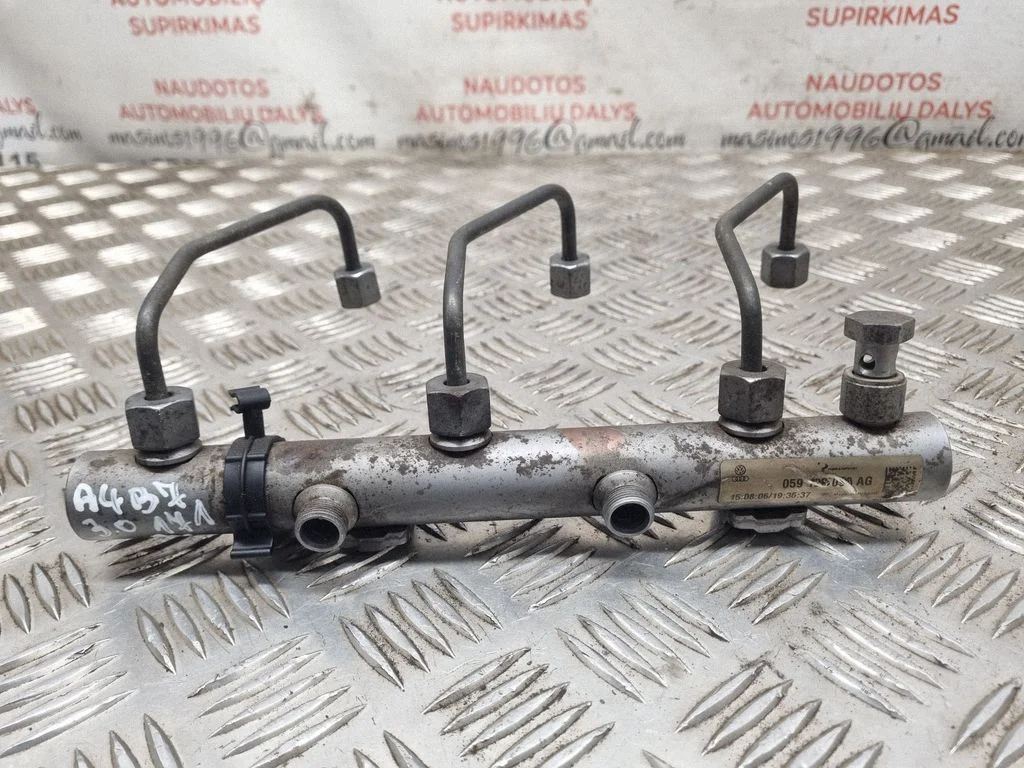 Fuel main line pipe 059130090AG