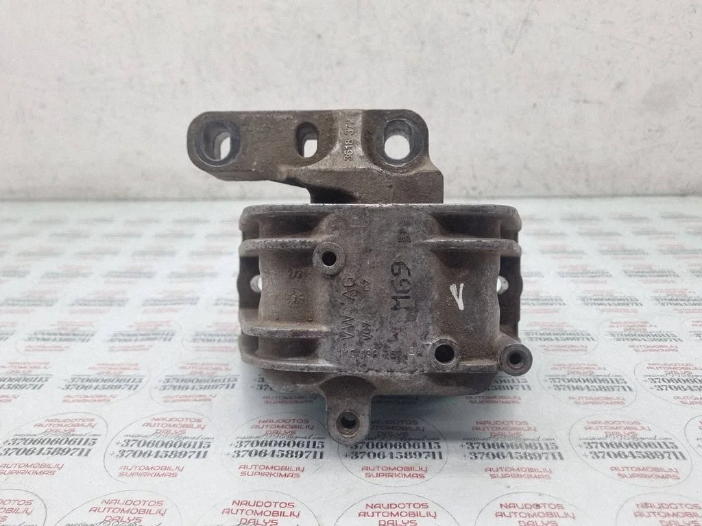 Engine mount bracket 1K0199262BA