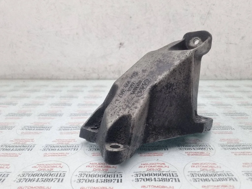 Engine mounting bracket 8D0199307L