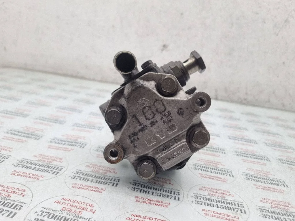 Power steering pump – Volkswagen Golf IV (1998-2005)