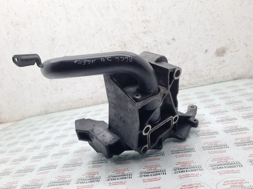 Power steering pump mounting bracket – Audi A6 Allroad C6 (2006-2011)