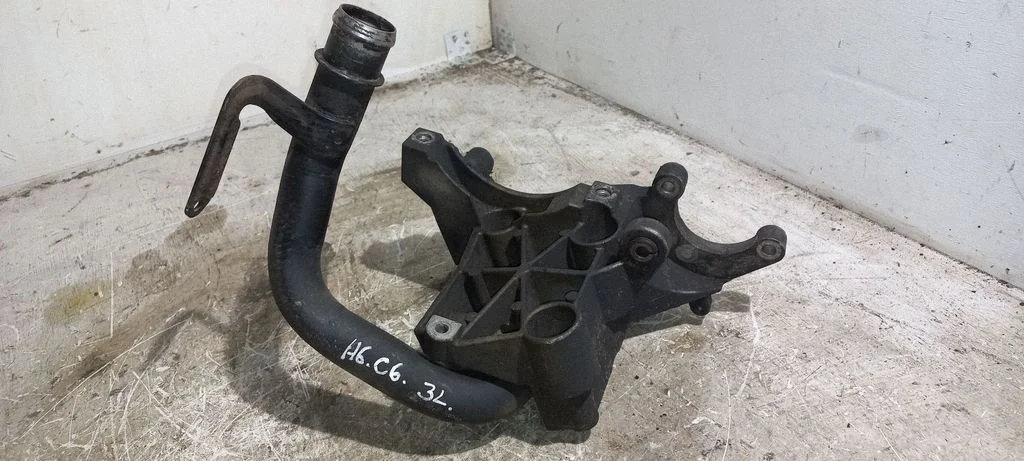 Power steering pump mounting bracket – Audi A6 Allroad C6 (2006-2011)