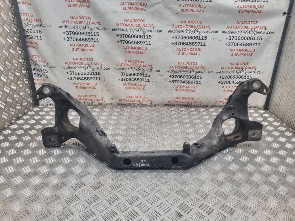 Front subframe 7L6199207B