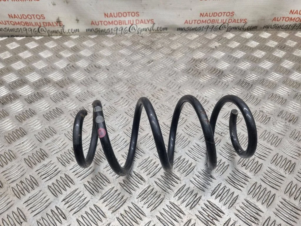 Front coil spring – Audi A4 Allroad B8 (2008-2016)