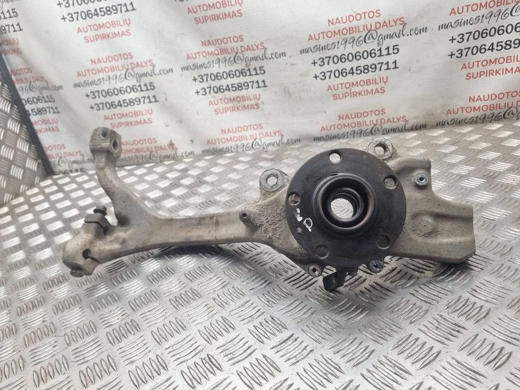 Front wheel hub spindle knuckle – front left