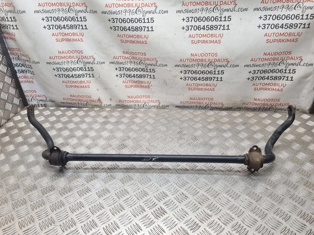 Eesmine stabilisaator (kaldevarras) 8K0411309K