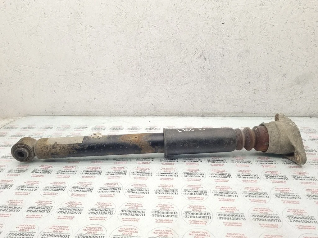 Tagumine amortisaator 4F0512131A