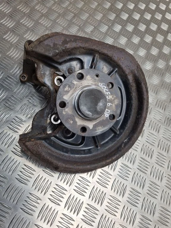 Rear wheel hub 1K0436P