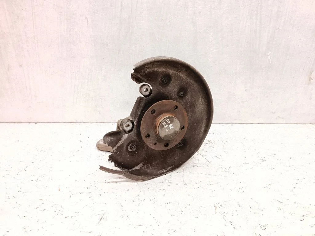 Tagumine rumm 8K0505435AB