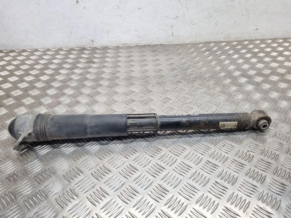 Rear shock absorber/damper – Skoda Octavia Mk3 (5E) (2013-2019)