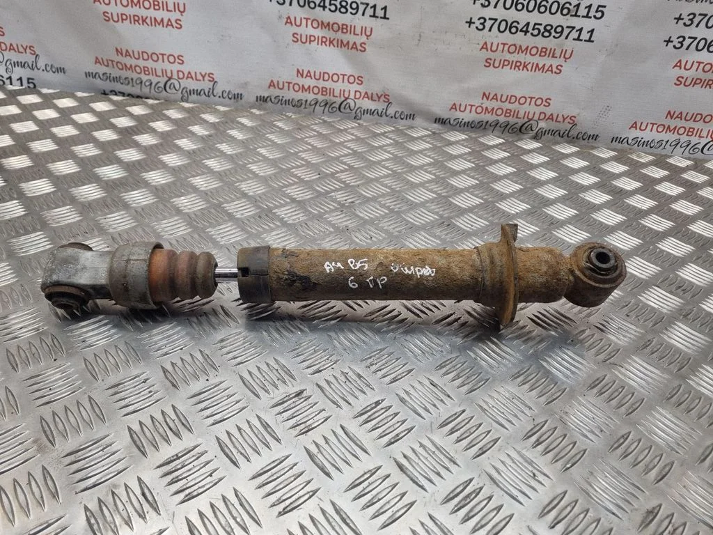 Rear shock absorber/damper – rear right