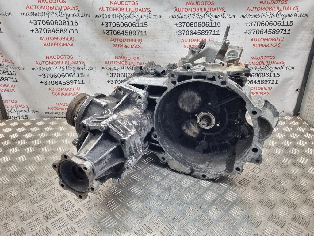 Manual 6 speed gearbox 02N301103