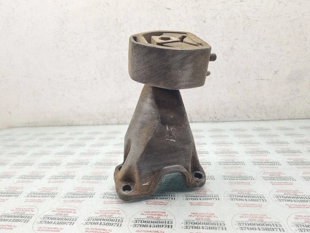 Gearbox mounting bracket 8D0399113L