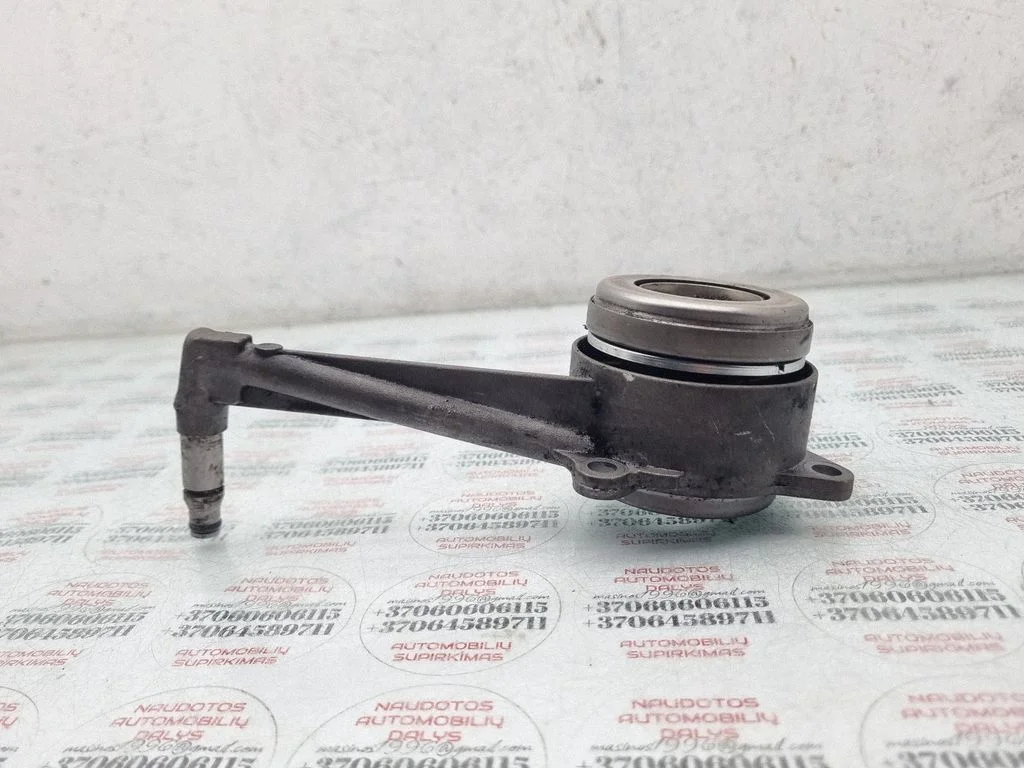 Siduri survelaager koos hoovaga – Audi A3 S3 8P (2003-2012)