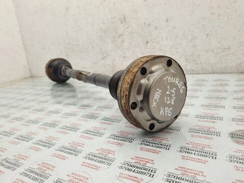 Tagumine pooltelg – Volkswagen Touareg I (2002-2010)