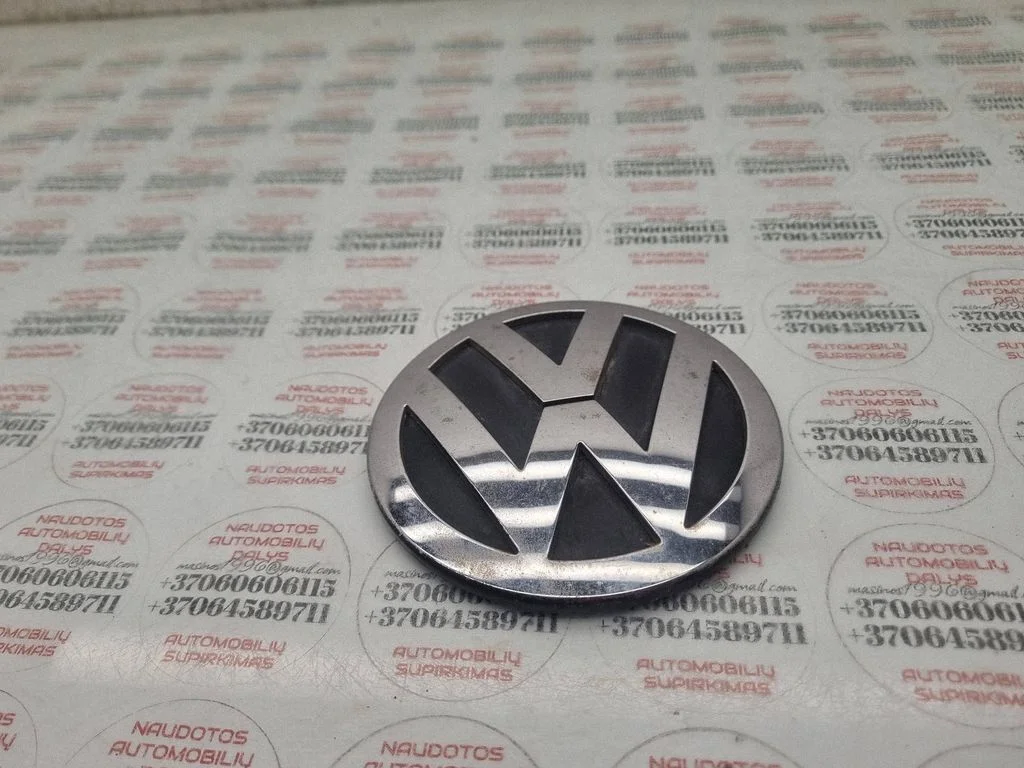 Manufacturer badge logo/emblem 3C9853630