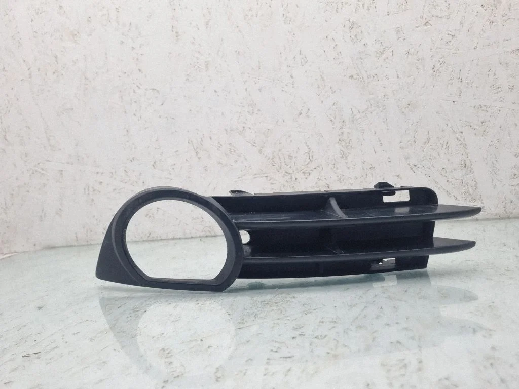 Front fog light trim/grill – Audi A3 S3 8P (2003-2012)
