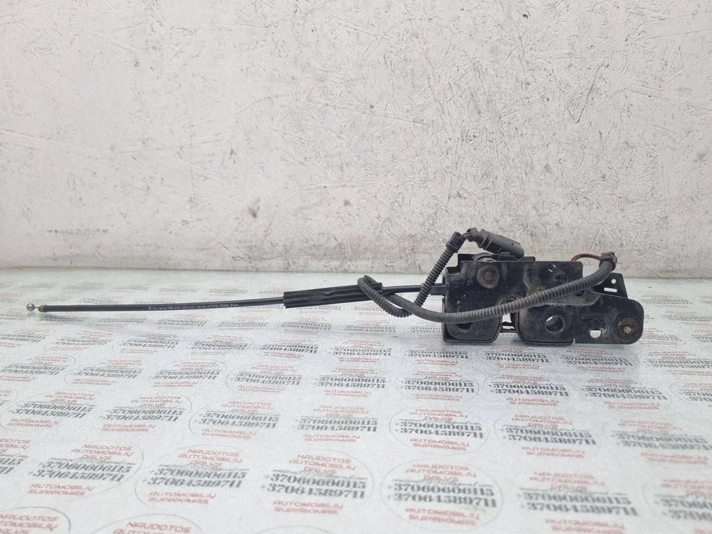 Mootorikapoti lukk 5M1823509