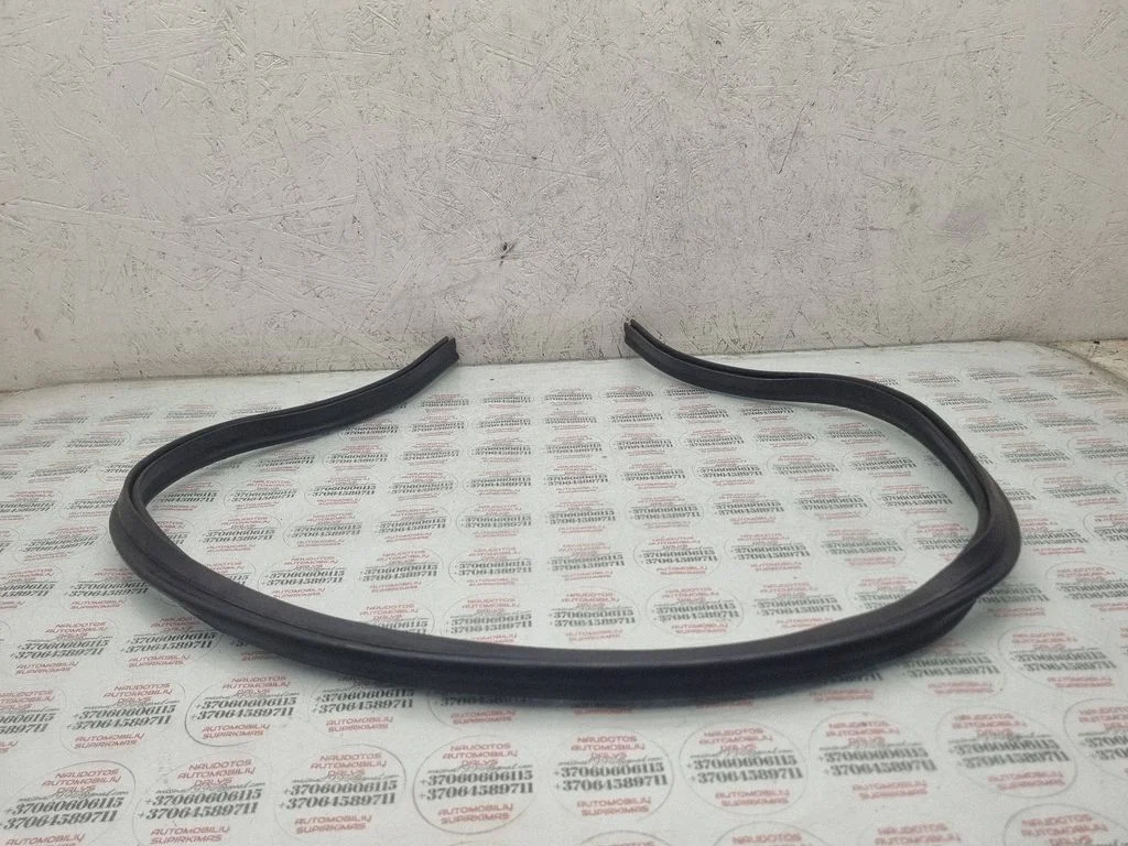 Engine compartment rubber 3C0823723