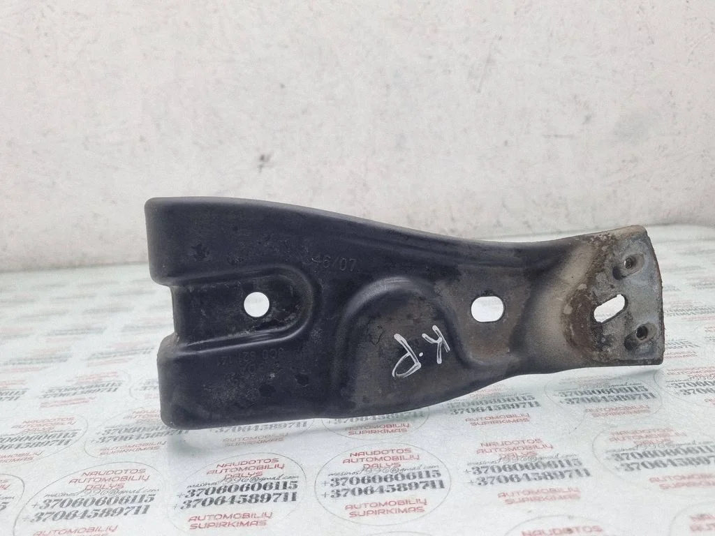 Fender mounting bracket – Volkswagen Passat CC (2008-2016)