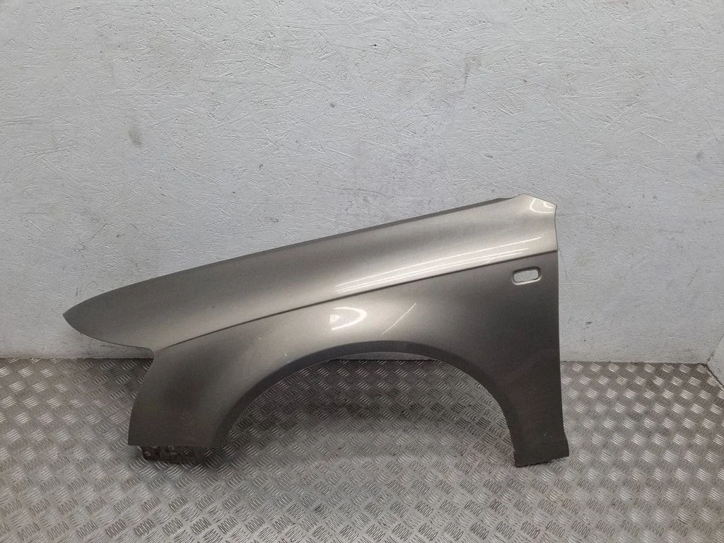 Fender – left